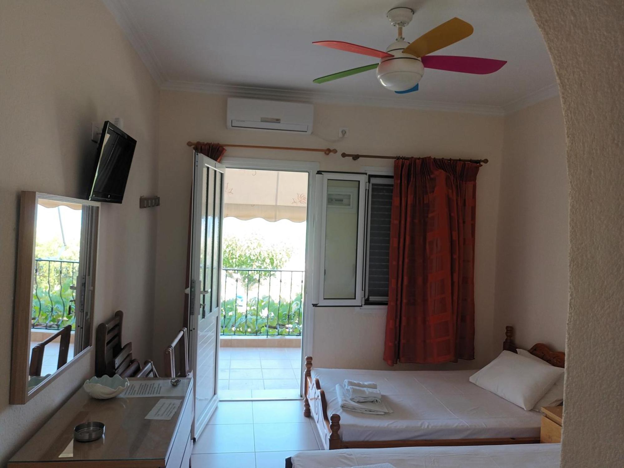 Velika Beach Rooms מראה חיצוני תמונה